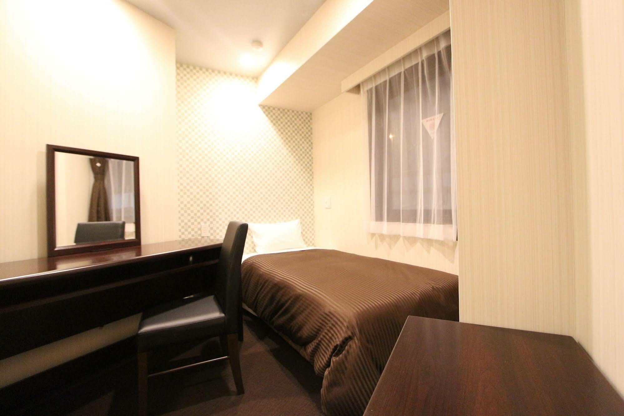 Hotel Livemax Nihonbashi Hakozaki Tokio Zewnętrze zdjęcie